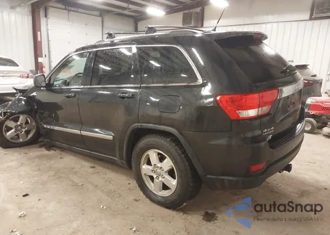 2013 Jeep Grand Cherokee Laredo z USA, uszkodzony, nr VIN 1C4RJFAG1DC506217